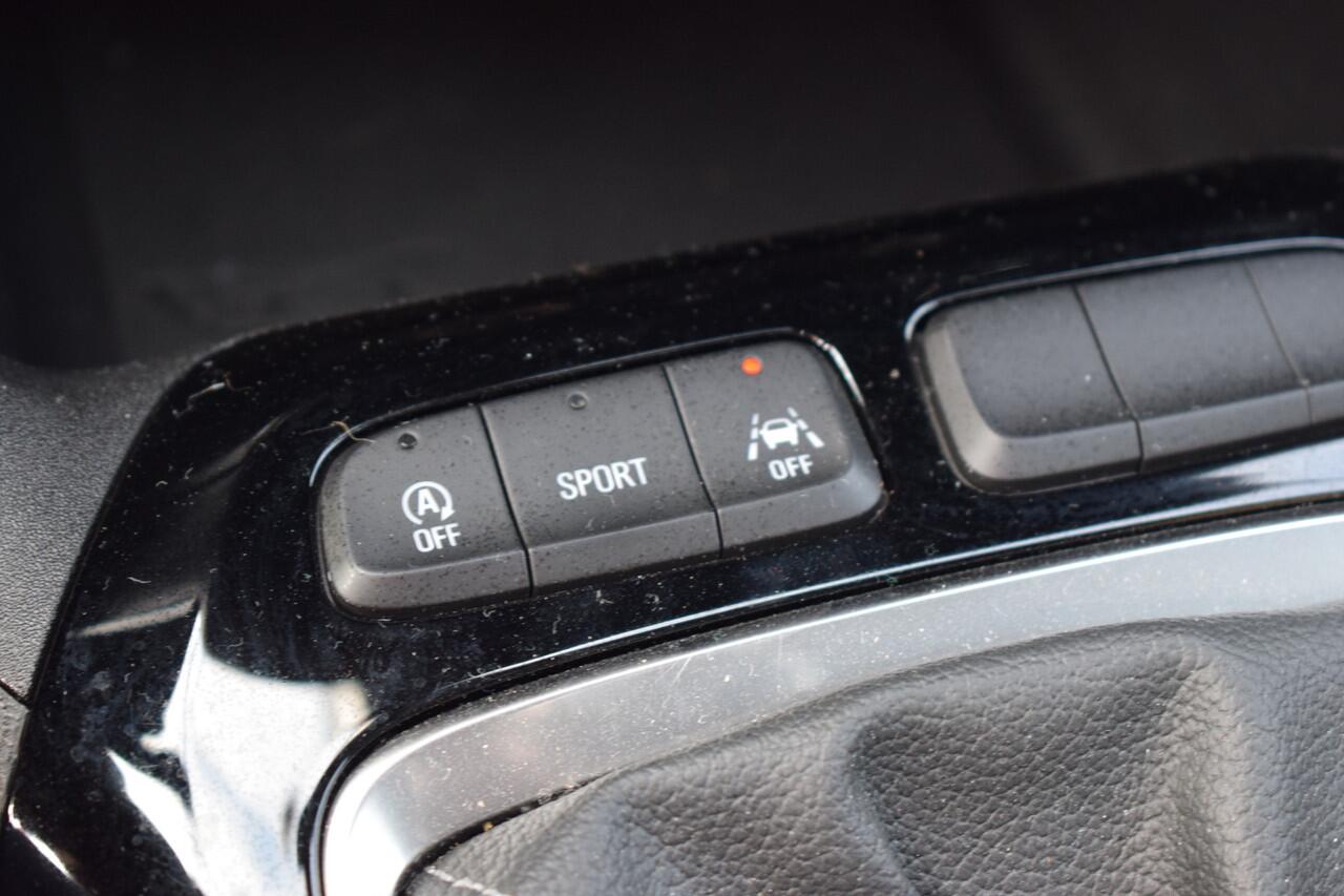 Opel CORSA 1.2 GS Line