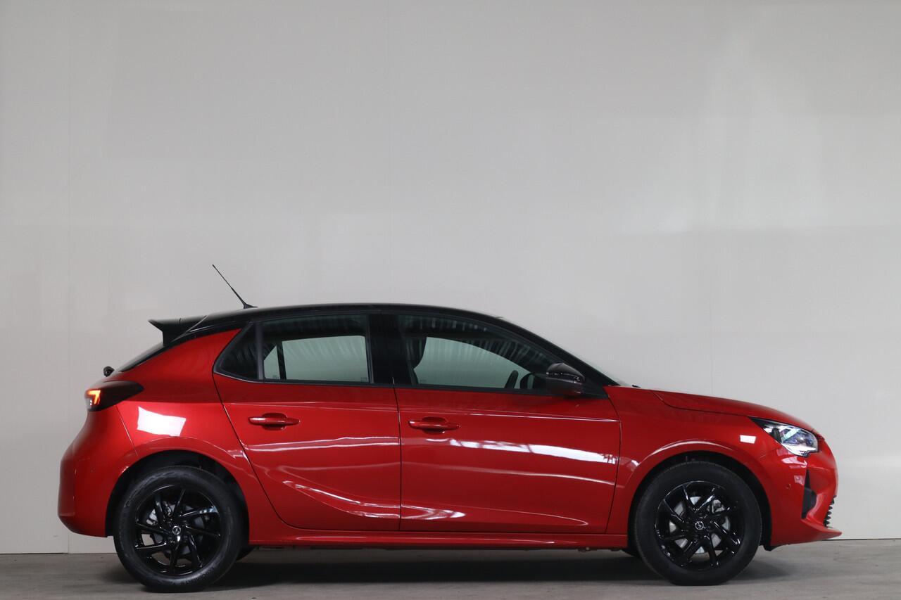 Opel CORSA 1.2 GS Line - NL- Auto!! Camera I Dode hoek I Apple