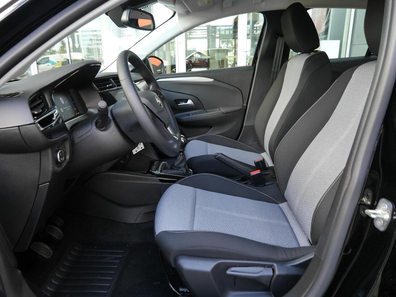 Opel CORSA 1.2 Turbo Edition | Nieuwe auto | Achteruitrijcamera | Parkeersensoren voor en achter | Lichtmetalen velgen | Airco | Cruise control | Led | Dodehoek detectie