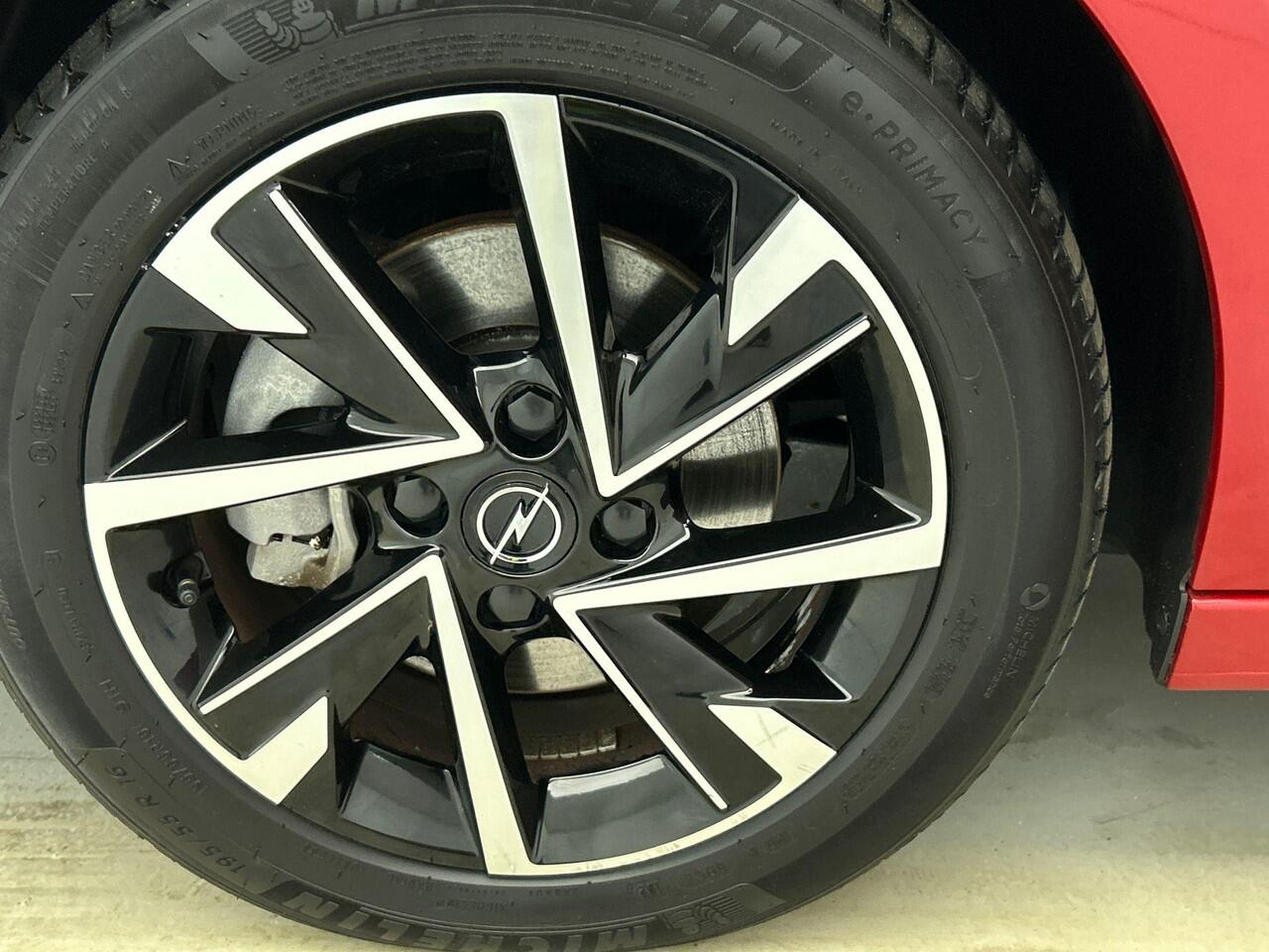 Opel CORSA 1.2 Turbo Hybrid 100pk Automaat GS Nieuw Model! | Navigatie | Apple Carplay/Android Auto | Airco | Camera | Cruise Control | Led