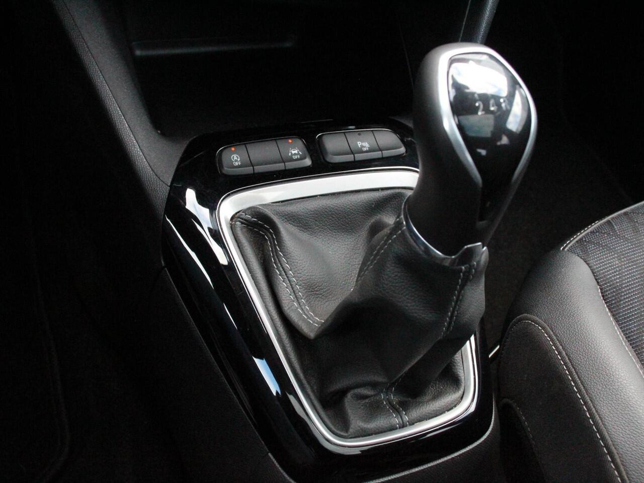 Opel CORSA 1.2 Sport Panoramadak Navigatie Dab Led Adaptive Cruise control Virtuele cockpit Camera