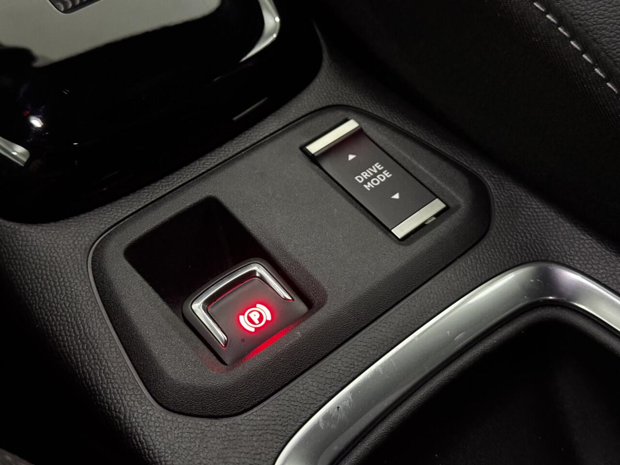 Opel CORSA 1.2 GS Line Half leder, Camera, Apple carplay, Virtual desk, Winterpakket, Cruise control, 2 jaar garantie