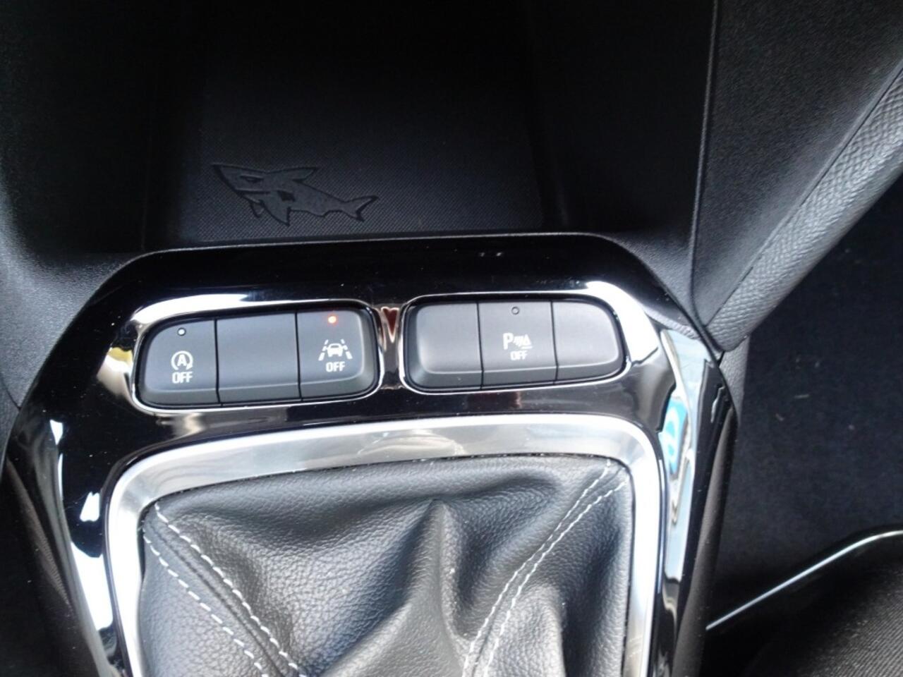 Opel CORSA 1.2 Edition PDC/Cruise control