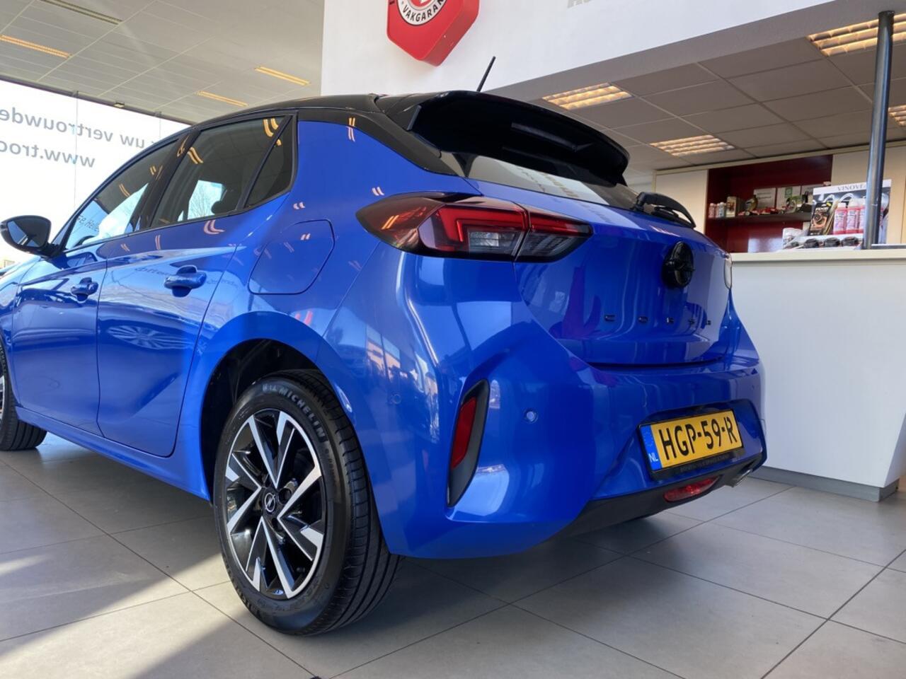 Opel CORSA 1.2 Turbo GS,Apple Carplay Android/Auto,Achteruitrijcamera,Airco,Cruisecontrol,V&A Sensoren,Park Pilot,Bleutooth met Spraakbediening,Two Tone Lak,16 Inch Lmv