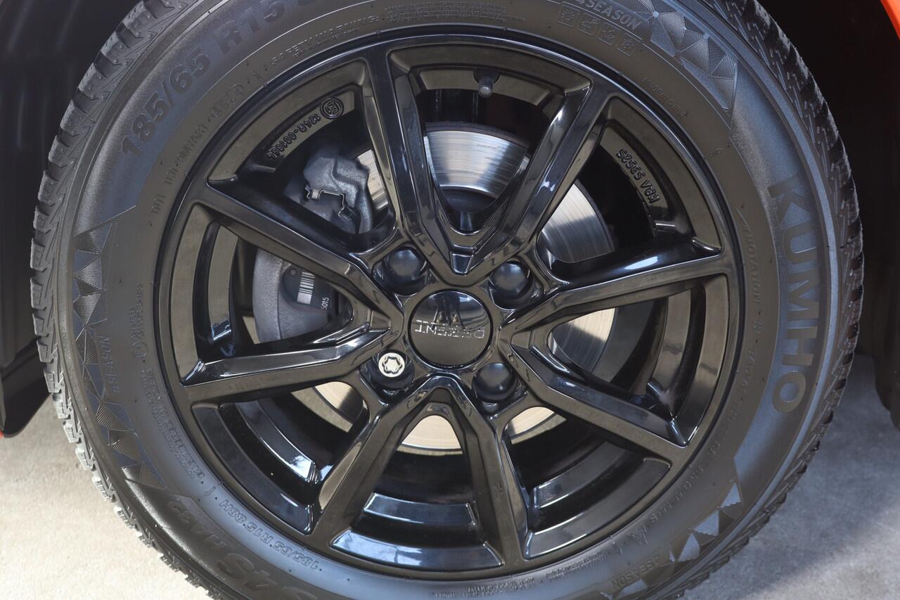 Opel CORSA 1.2 Edition - NL- Auto!! Apple I Airco I Cruise