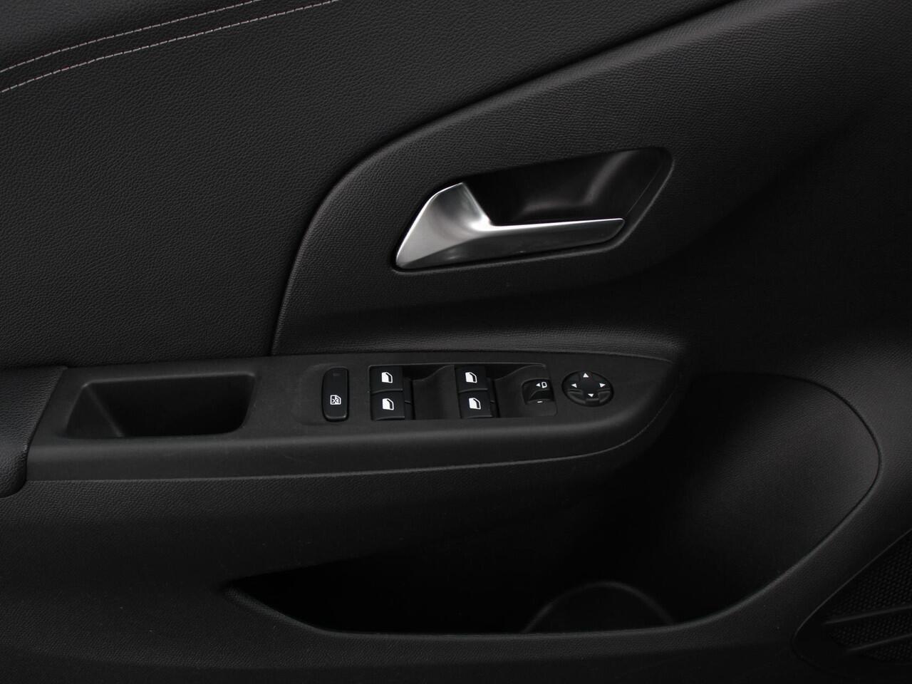 Opel CORSA 1.2 turbo 102pk Elegance | Navigatie | Apple Carplay/Android Auto | Climate Control | Camera | Parkeer sensoren V+A | Lichtmetalen Velgen | Cruise Control