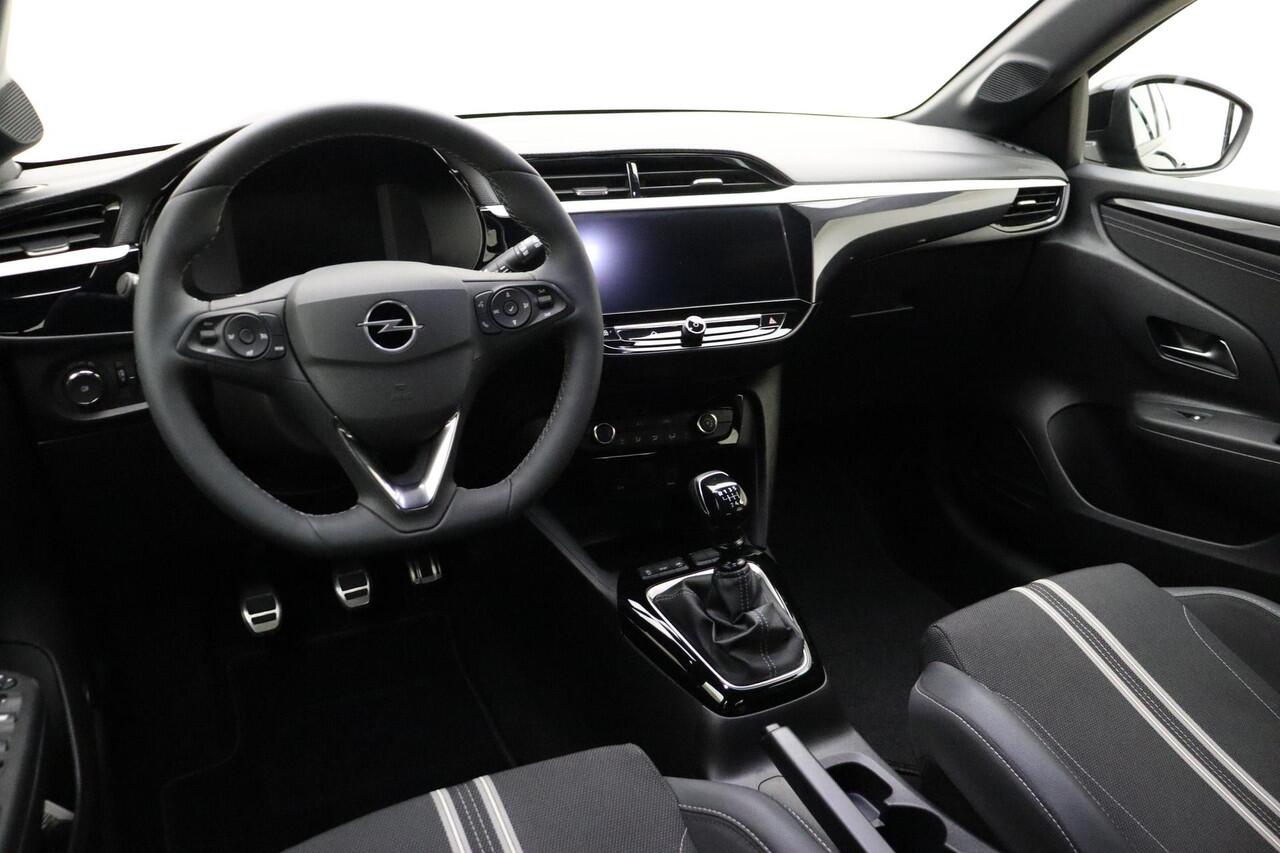 Opel CORSA 1.2 Turbo GS | Dodehoekbewaking | Camera | Lichtmetalen velgen | LED verlichting | Navigatie via Carplay