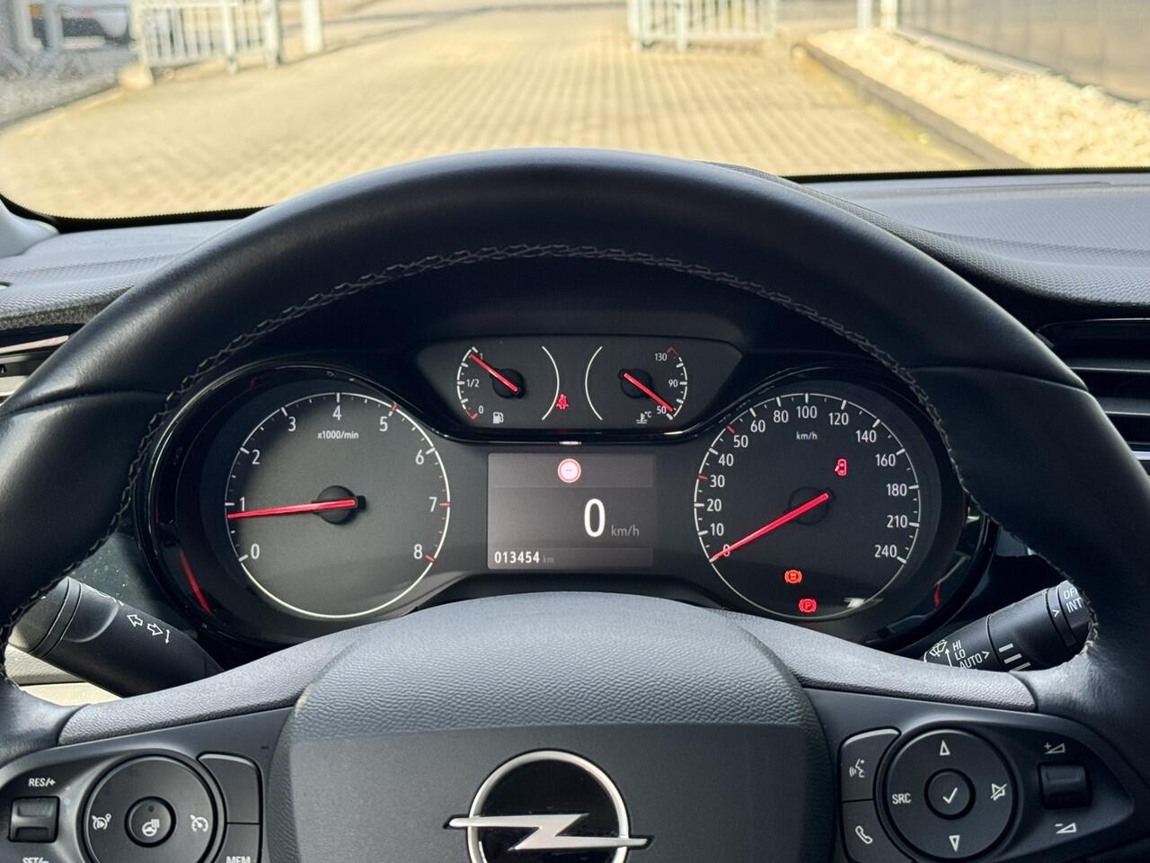 Opel CORSA 1.2 | Airco | Cruise Control | stoel en stuurverwarming | Bluetooth