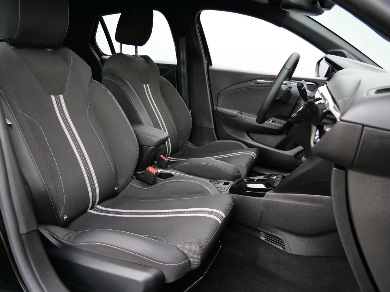 Opel CORSA 1.2 Turbo Mild Hybrid GS eDCT 100 Pk Automaat DAB / Apple Carplay / Camera