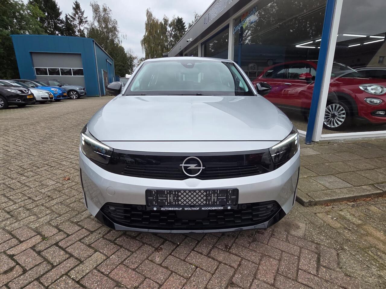 Opel CORSA 1.2 Edition