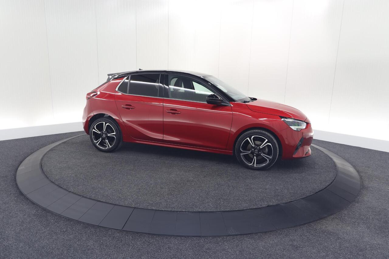 Opel CORSA 1.2 Turbo 100 Ultimate | Panoramadak | Camera | Dodehoekdetectie | Apple Carplay