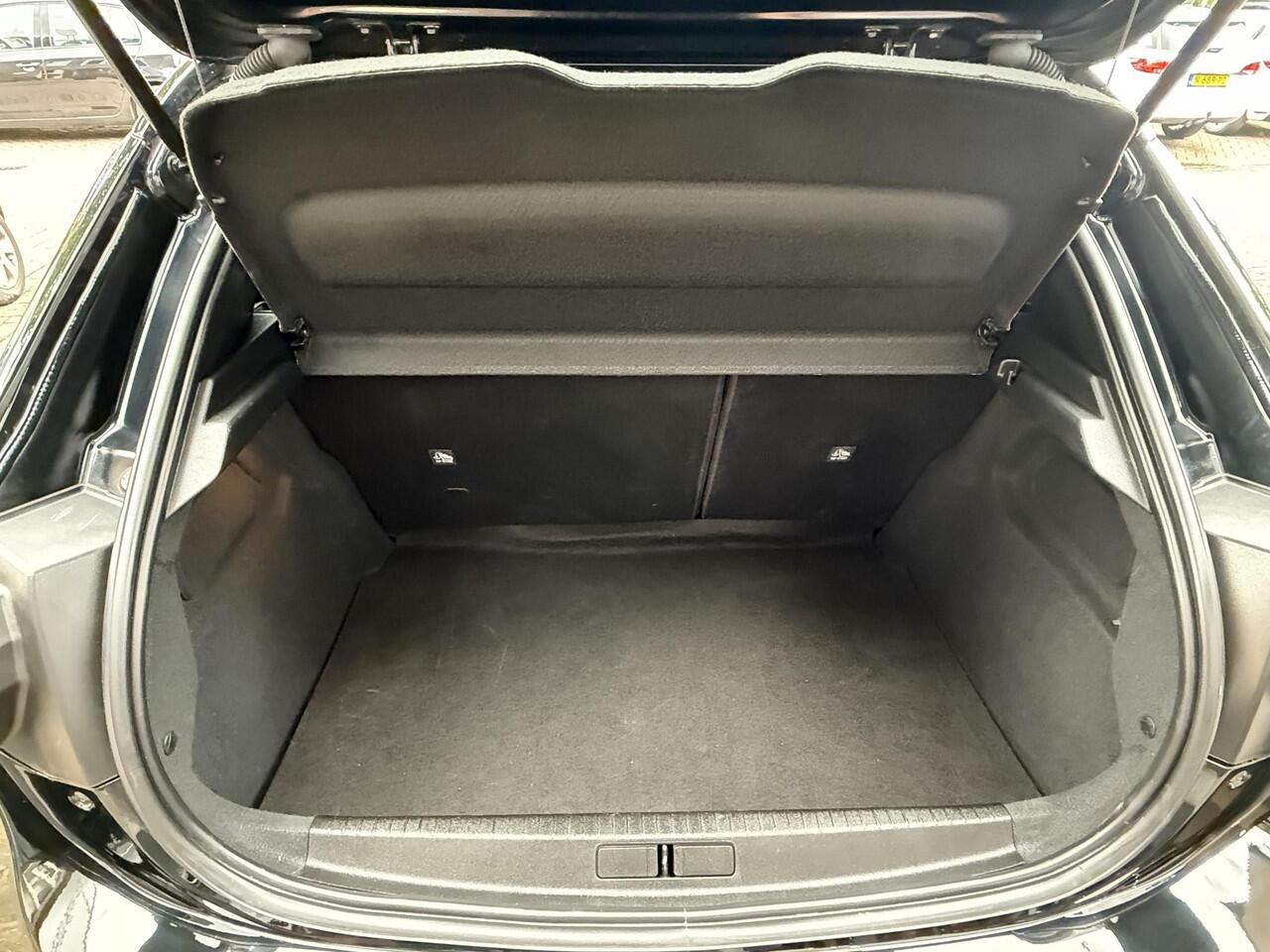 Opel CORSA 1.2 GS Line Automaat / Airco/ Apple carplay/ Virtuele cockpit/ Cruise/ PDC/ LED/ LMV