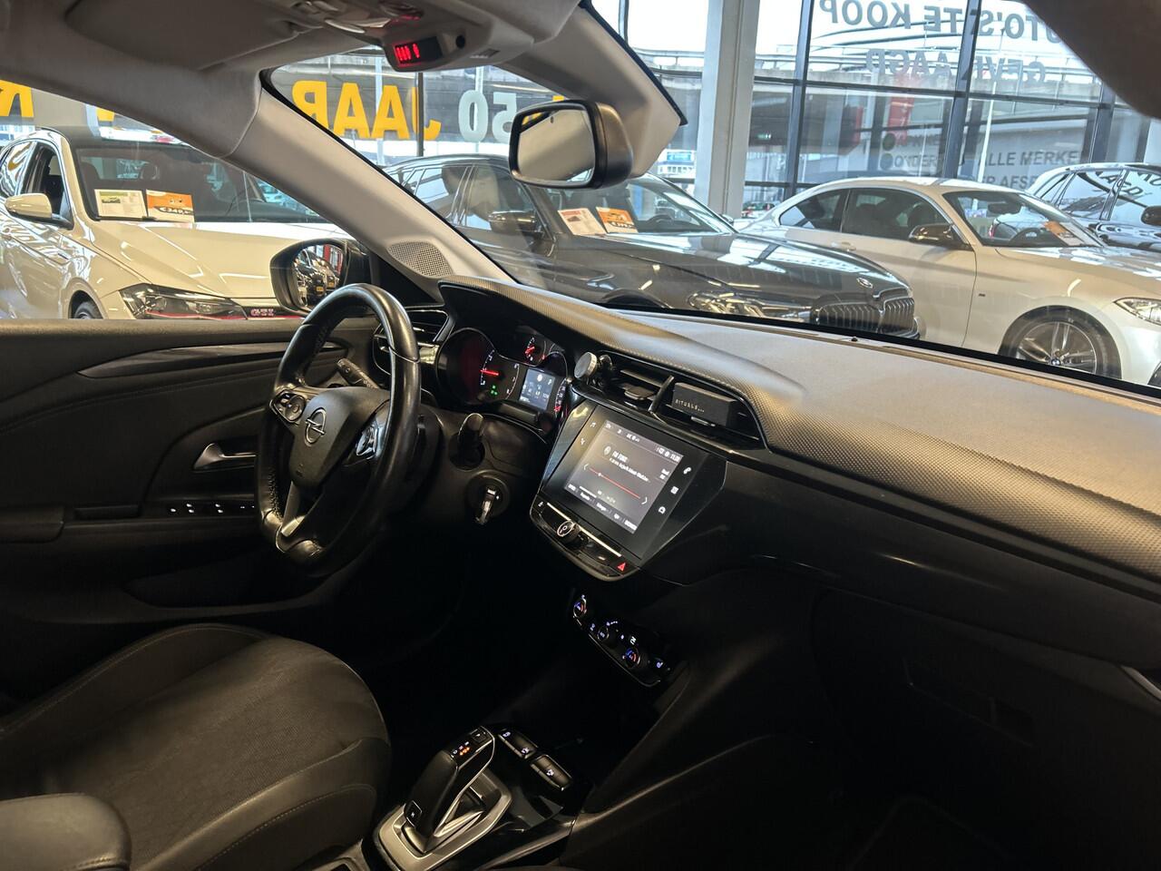 Opel CORSA 1.2 GS Line Automaat | Achteruitrijcamera | Apple carplay | Cruise control | Climate control | Stoelverwarming | Lane assist | Navigatie | Adaptieve rijmodus | Elek. inklapbare spiegels