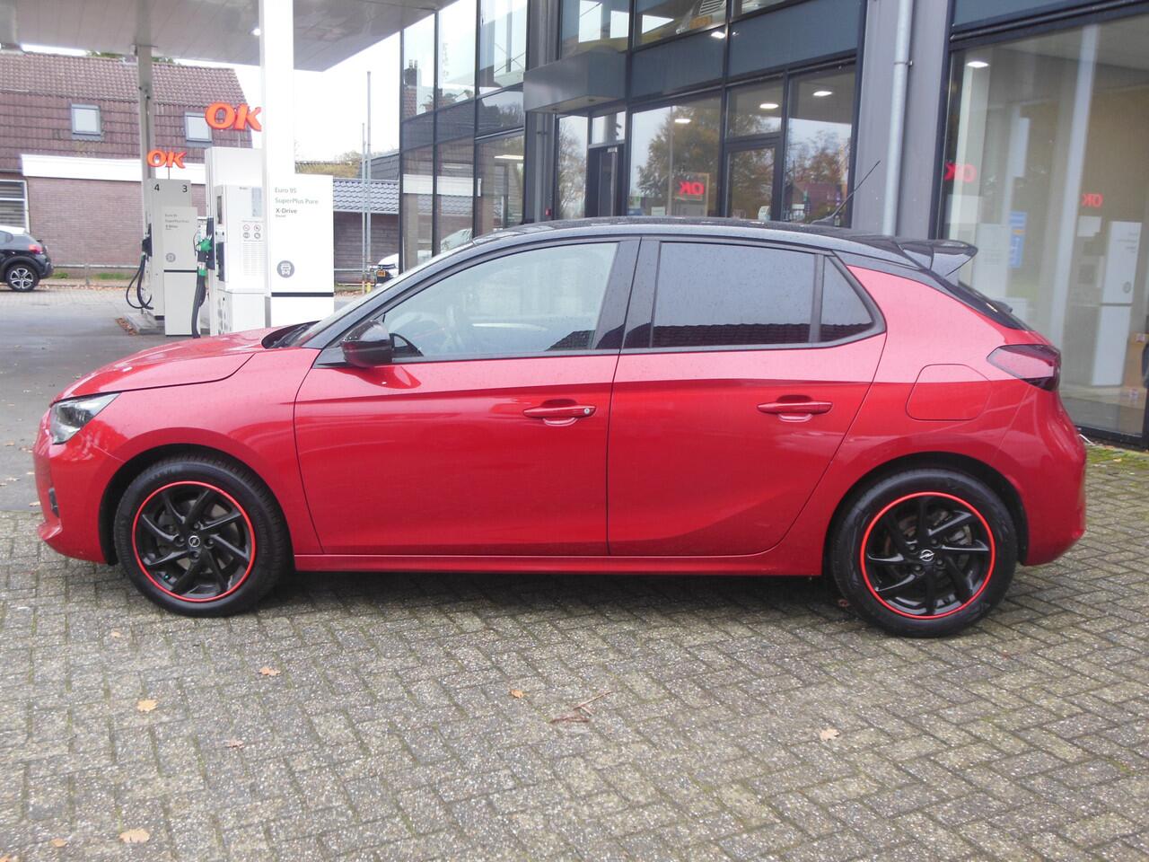 Opel CORSA 1.2 GS Line Automaat Staat in De Krim