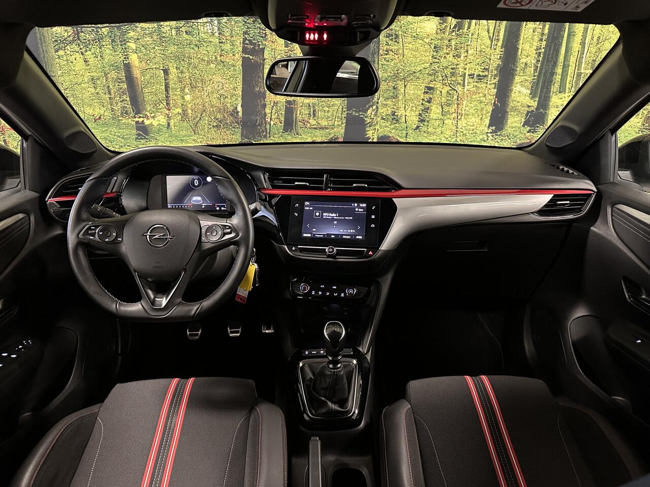 Opel CORSA 1.2 GS Line | Cruise Control | Apple Carplay | Android Auto | Achteruitrijcamera | Parkeersensoren | Dodehoeksensor | DAB | Lane Assist