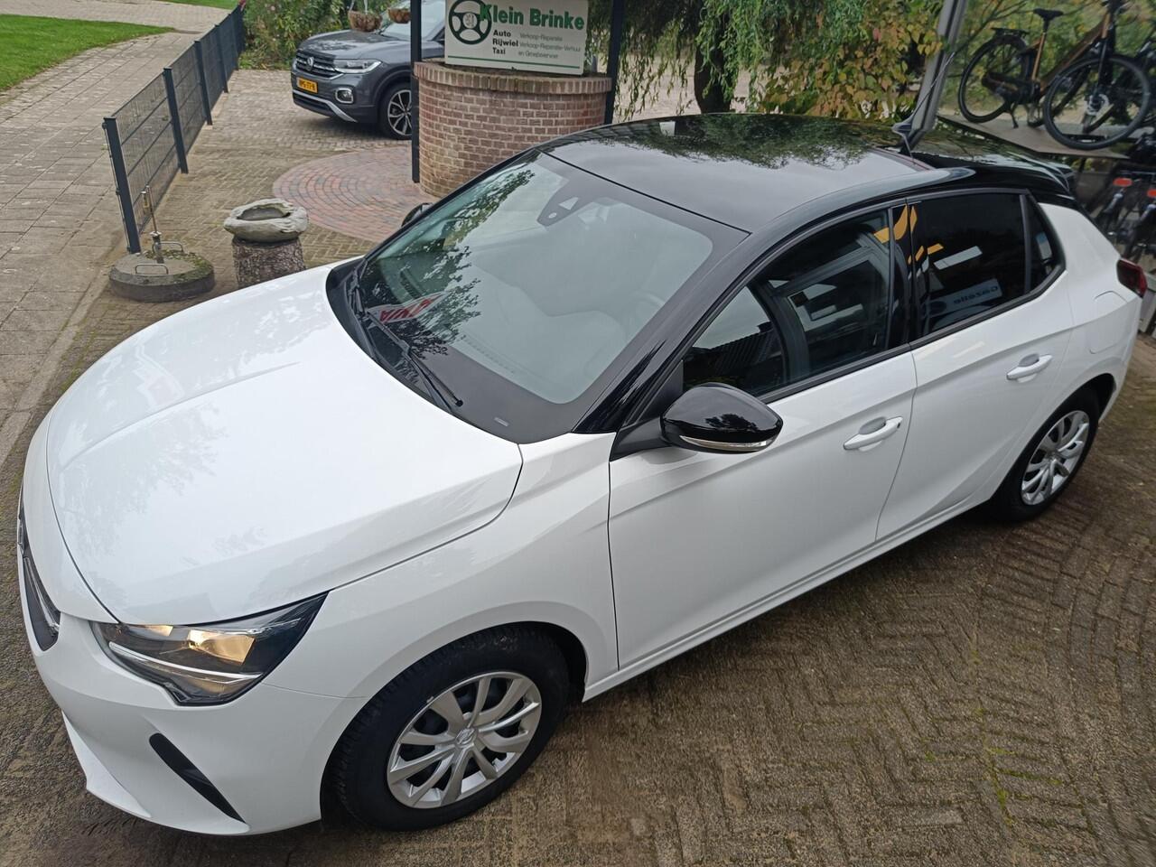 Opel CORSA 1.2 Edition Style Pakket//Navigatie//Camera//4-seizoenenbanden