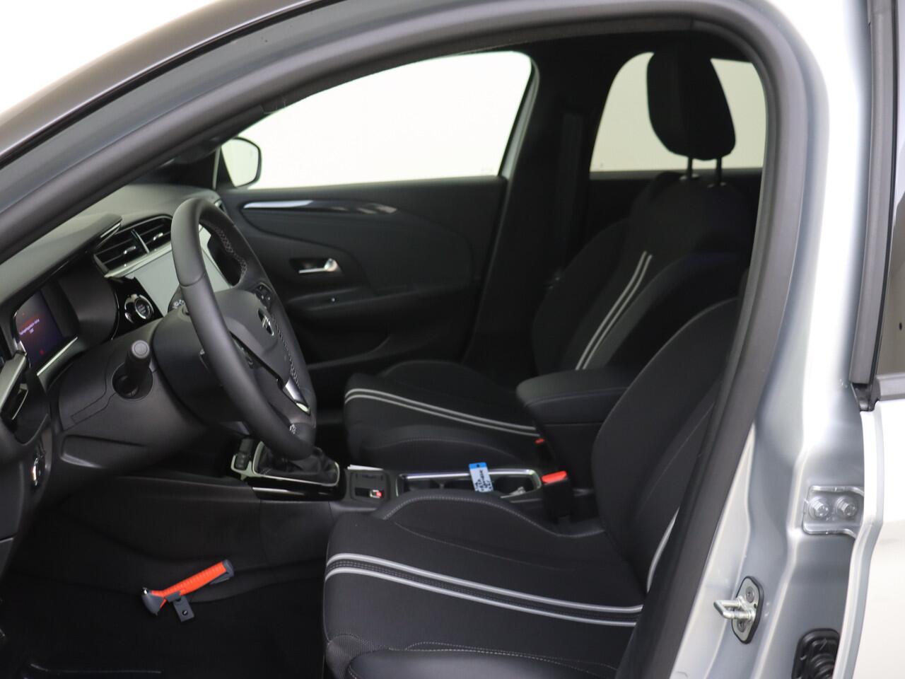 Opel CORSA 1.2 Turbo GS | Navigatie | Climate Control | Camera en Parkeerhulp Achter |