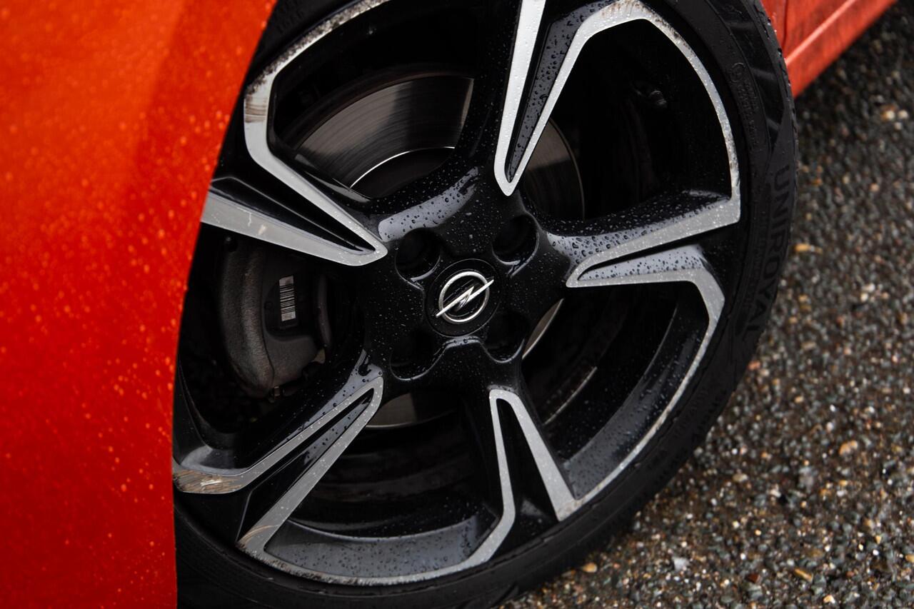 Opel CORSA 1.2 Turbo AUTOMAAT / CARPLAY / CAMERA / DEALER AUTO