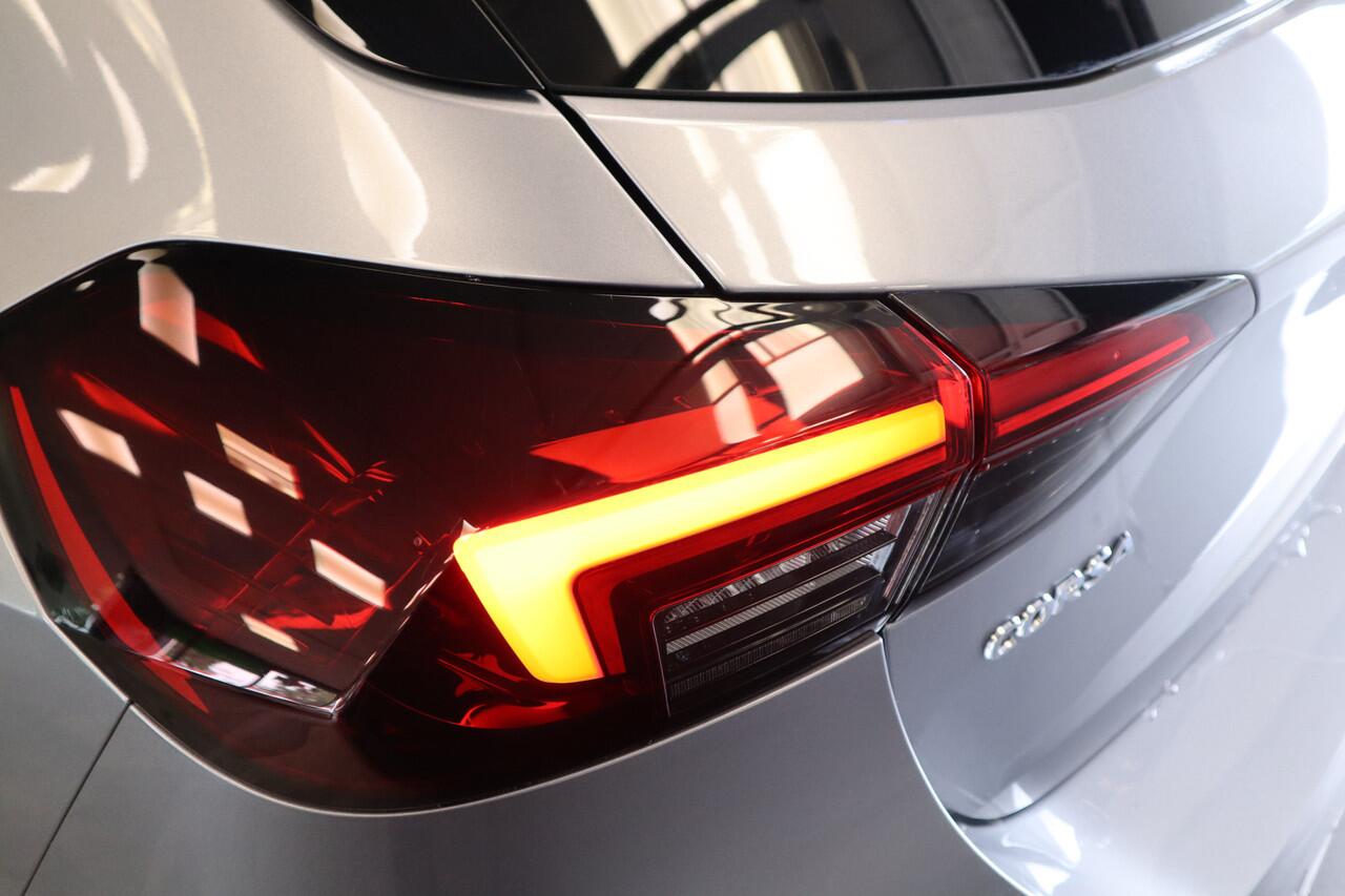 Opel CORSA 1.2 GS Line Navigatie Cruise Control 16LMV Two tone Color PDC Achteruit camera 24 maanden garantie mogelijk (*vraag naar de voorwaarden)