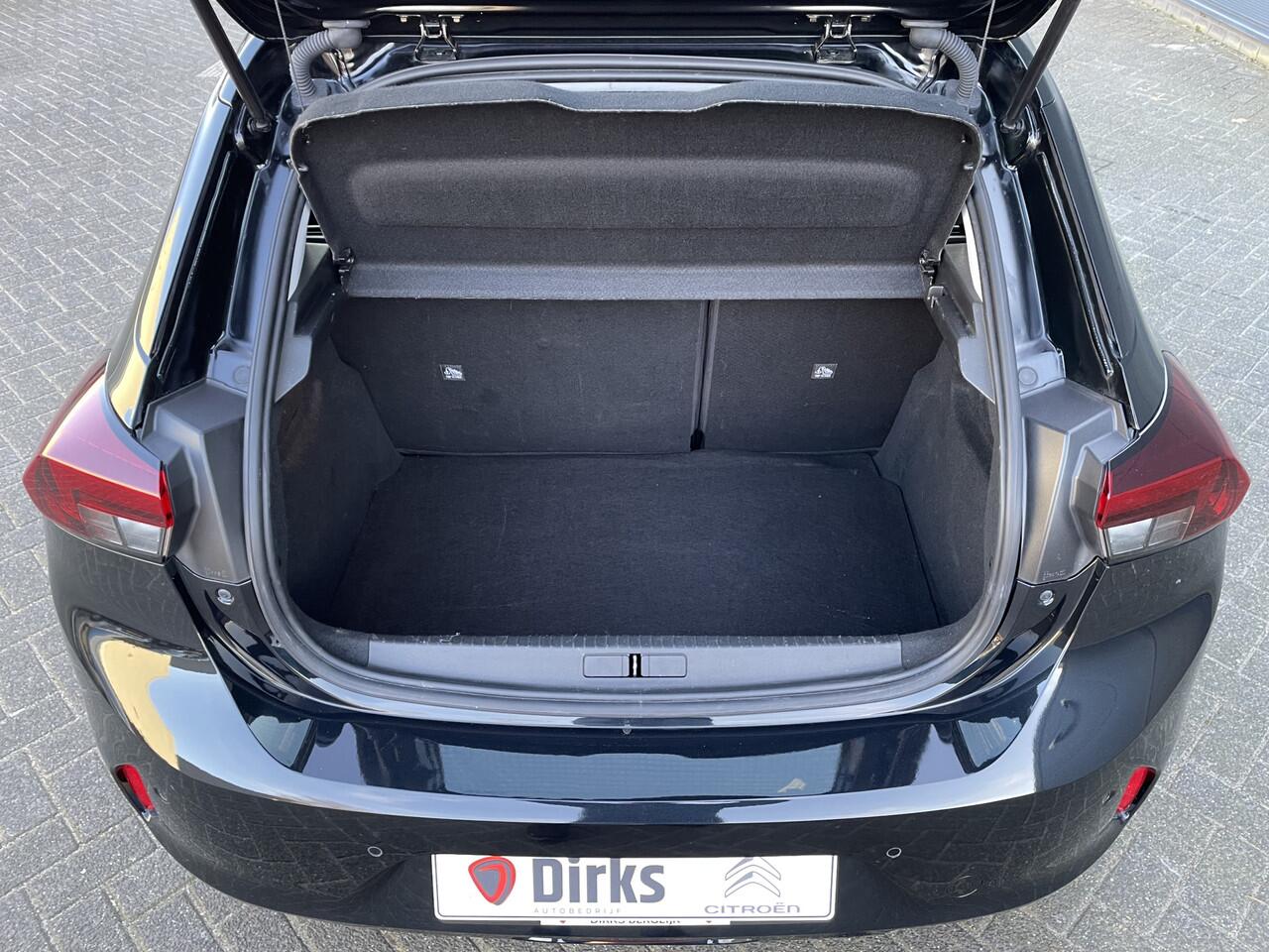 Opel CORSA 100pk Elegance (Camera - LED - Parkeersensoren V+A - Keyless - Navigatie - Dodehoekdetectie- Apple Carplay)