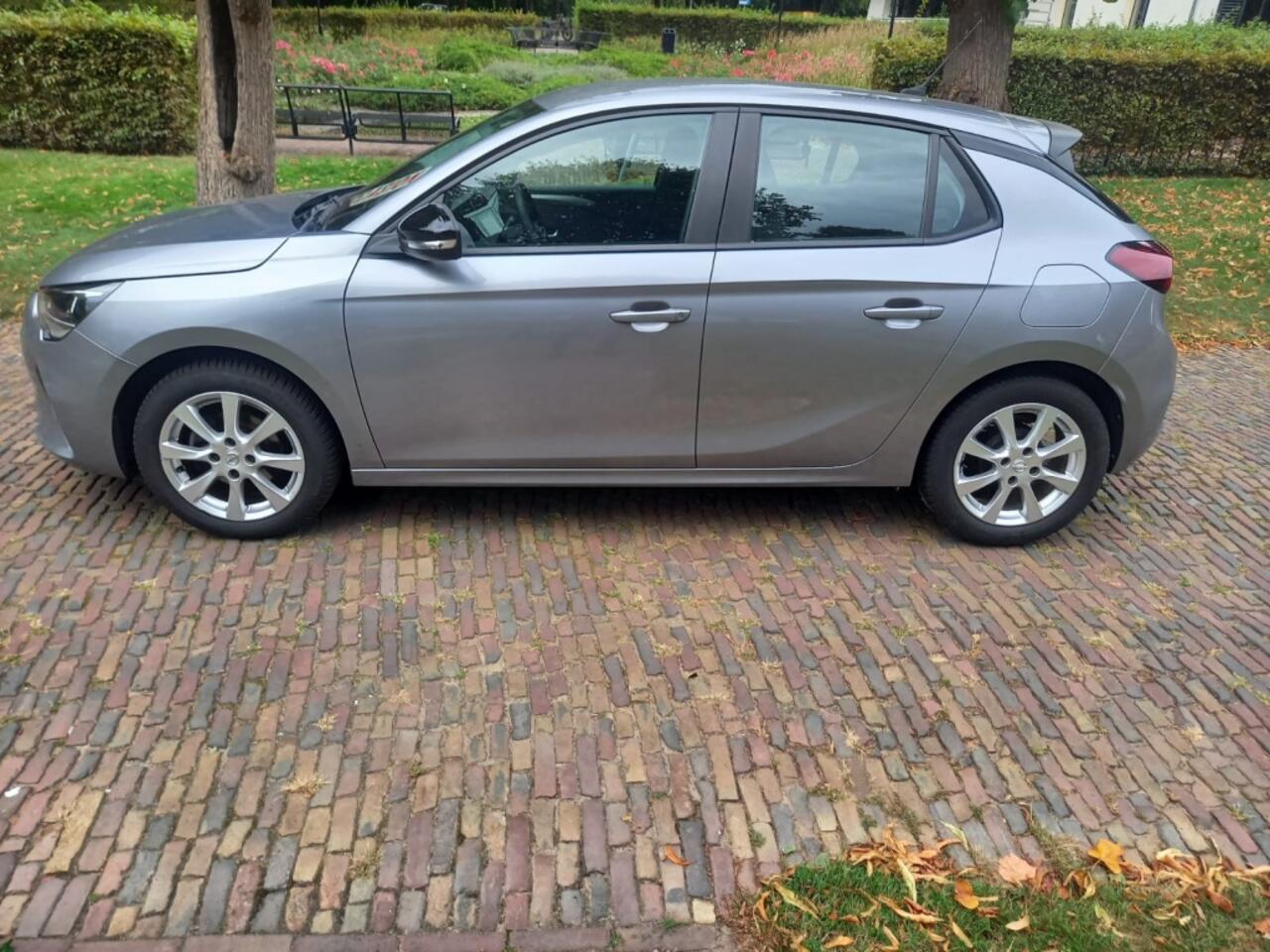 Opel CORSA 1.2 Edition