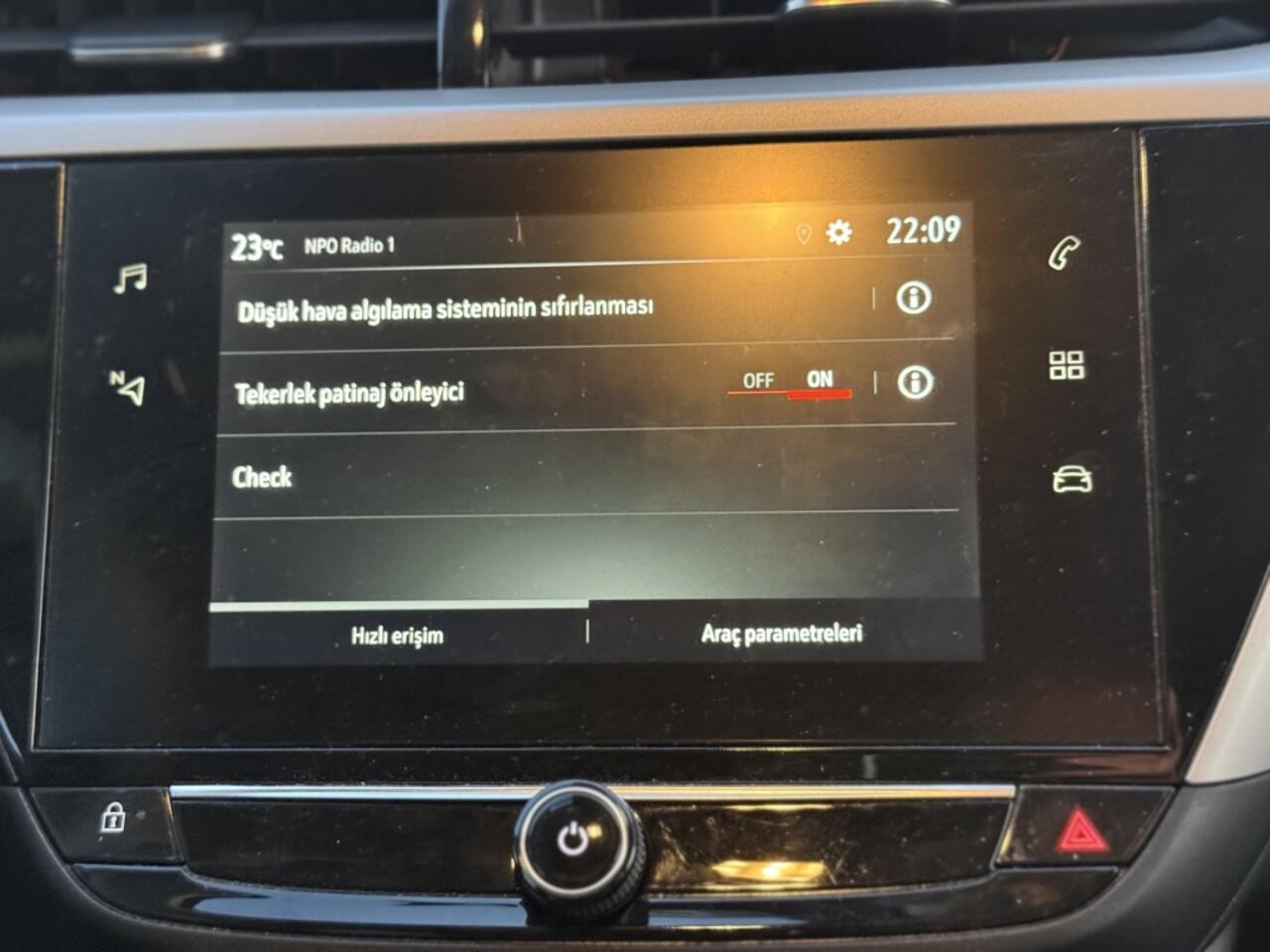 Opel CORSA 1.2 Edition