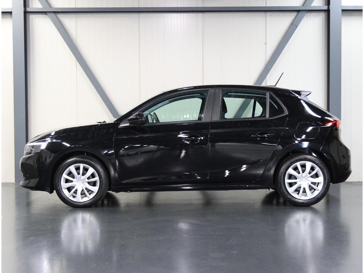 Opel CORSA 1.2 75PK | AppleCarplay/AndroidAuto | Airco | Cruise Control | 10"scherm | Camera | LED | Parkeersensoren | Isofix | All Season Banden |