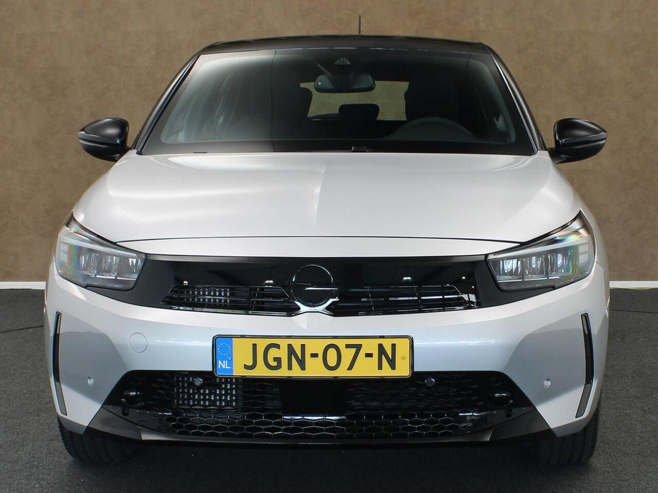 Opel CORSA 1.2 Turbo Hybrid GS DIRECT UIT VOORRAAD LEVERBAAR- ORIGINEEL NEDERLANDSE AUTO - PARKEERSENSOREN VOOR/ ACHTER - SPORTSTOELEN - DODEHOEK DETECTIE - CAMERA - TWO TONE LAK - VOORSTOELEN VERWARMD - APPLE CARPLAY/ ANDROID AUTO -