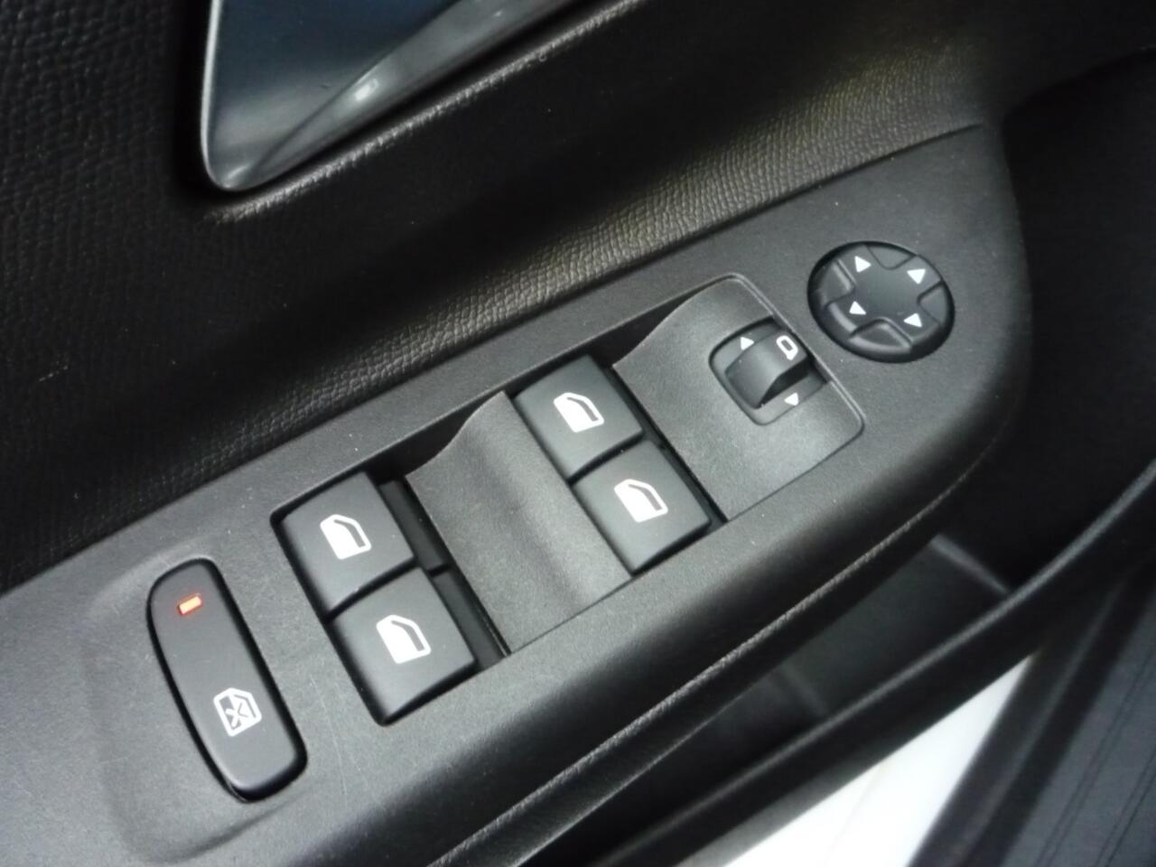 Opel CORSA 1.2 Turbo (100Pk) Elegance Airco, Cruise, Apple Carplay Géén Afl