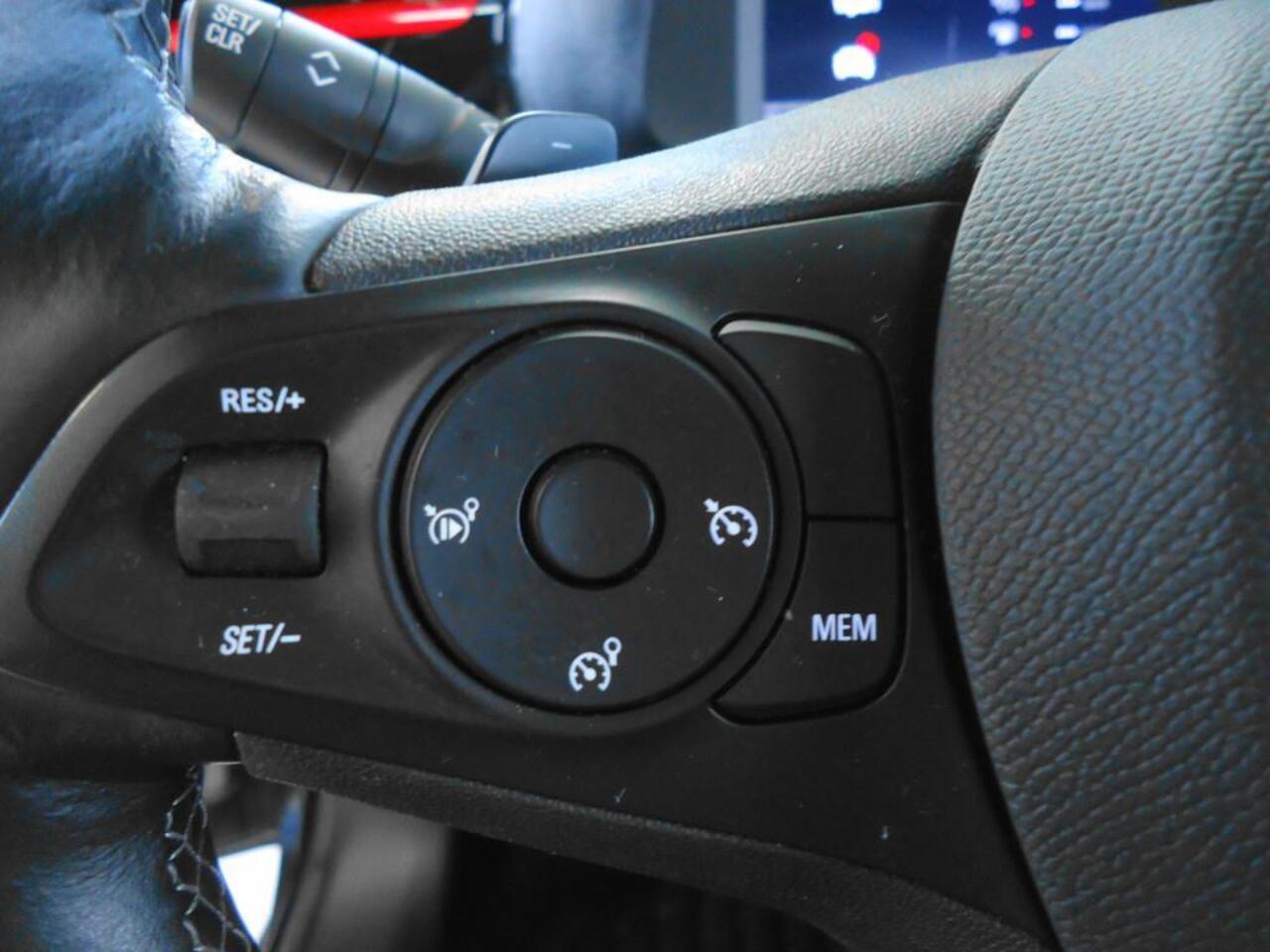 Opel CORSA 1.2 GS Line 100PK AUTOMAAT | Apple Car play / Android Auto | Stoelverwarming | 16"LM-Velgen | Autom. Airco | Dode hoek detectie |Camera | PDC voor & Achter | LED Verlichting | (Vestiging - Nieuwegein )