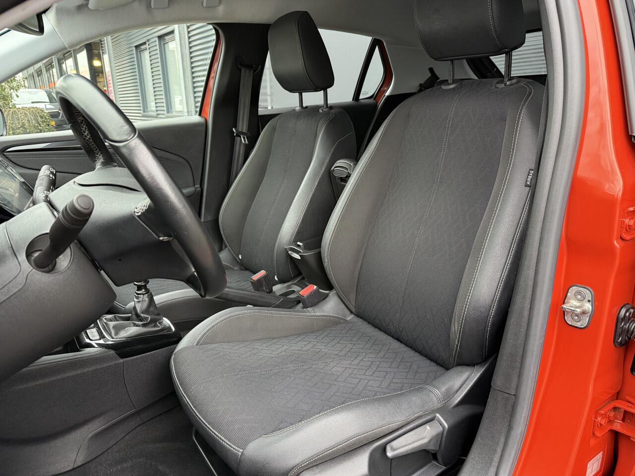 Opel CORSA BWJ 2021 | 1.2T 101PK Elegance | CAMERA A | NAVI | AIRCO | SPORTSTOELEN | PDC 2X | CARPLAY | PRIVACY GLASS |