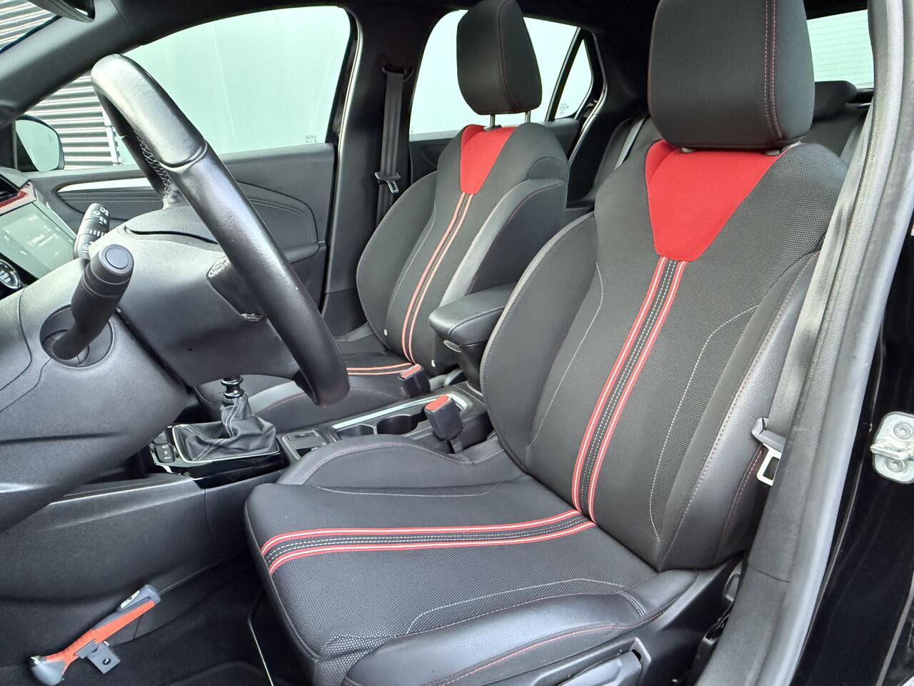 Opel CORSA BWJ 2022 | 1.2 101PK GS Line | PANO DAK | CAMERA A | NAVI | AIRCO | LED | PDC 2X | CARPLAY | SPORTSTOELEN |