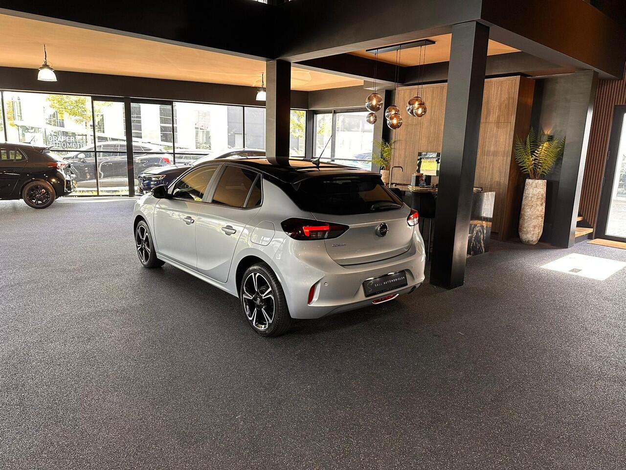 Opel CORSA 1.2 Edition Two tone/navi/360