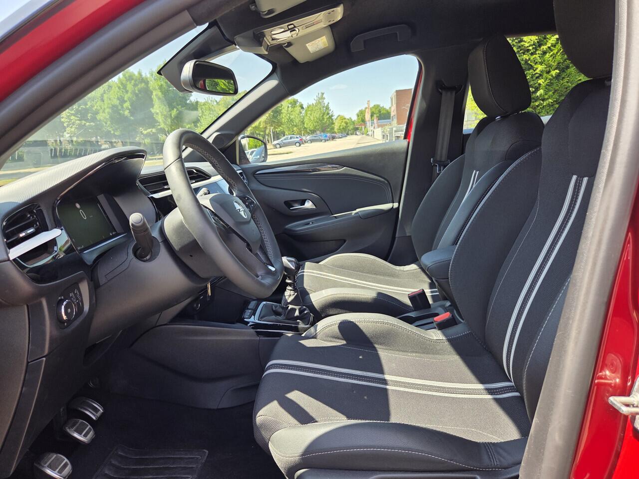 Opel CORSA 1.2 Turbo GS stoelverwarming