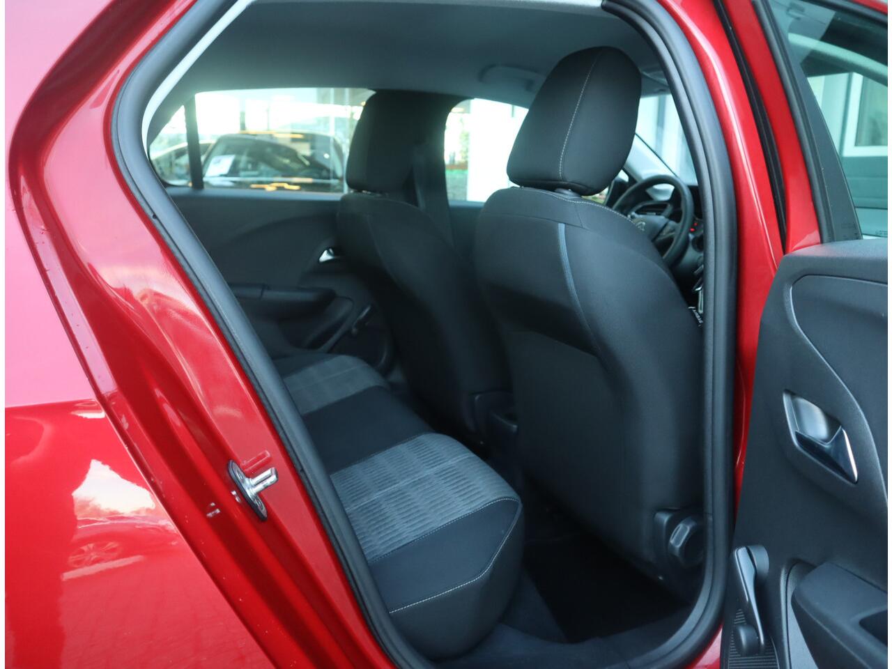 Opel CORSA 1.2 Edition