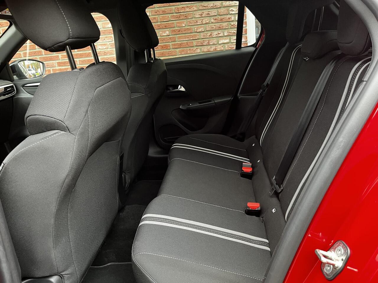 Opel CORSA GS 1.2 Hybrid 110pk e-DCT | TWO-TONE! | 180° CAMERA | APPLE CARPLAY / ANDROID AUTO | STOEL + STUURVERW. | ISOFIX | DAKSPOILER | KEYLESS START |