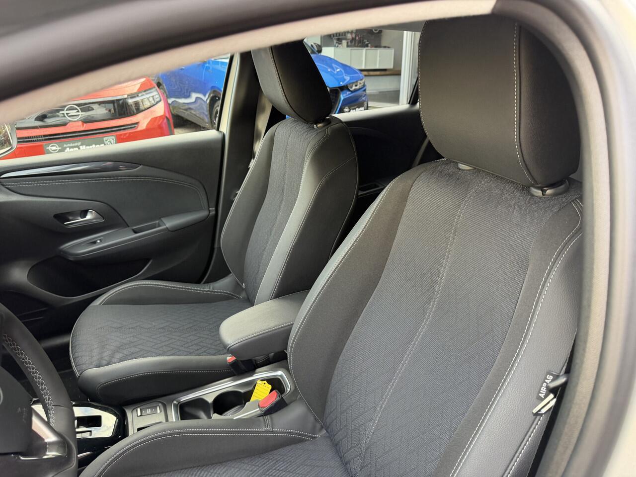 Opel CORSA 1.2 Elegance Automaat Trekhaak,Dodehoek sensor,Camera