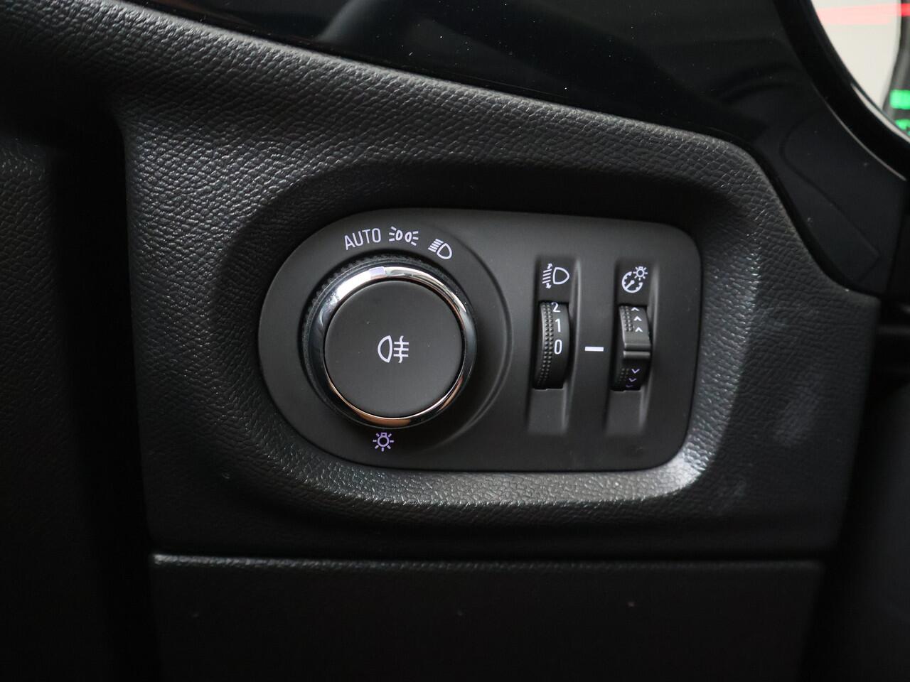 Opel CORSA 1.2 Turbo Edition | Remote services | Parkeersensoren | Automatisch dimmende binnenspiegel |