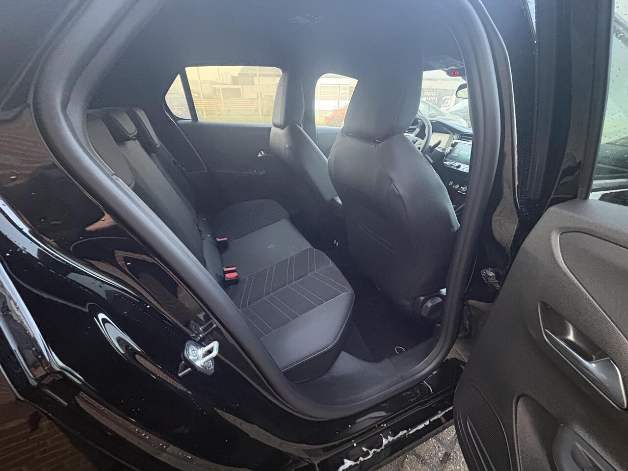 Opel CORSA 1.2 Turbo Hybrid GS 110pk | Automaat | Navigatie | Climate Control | Keyless Entry en Start | Stoel - Stuurverwarming | Camera | Cruise Control Adaptief | LED Matrix Verlichting