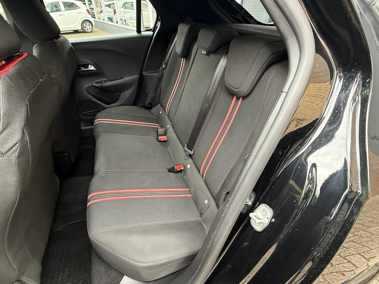 Opel CORSA 1.2 GS Line Automaat / Airco/ Apple carplay/ Virtuele cockpit/ Cruise/ PDC/ LED/ LMV