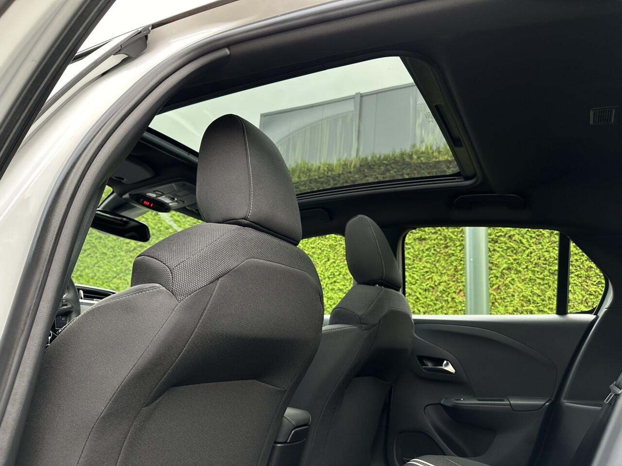 Opel CORSA 1.2 Turbo 100pk Ultimate l PANO-DAK l CAMERA l ECC l LED l NAVI l STOEL/STUUR-VERW. l 19.000km