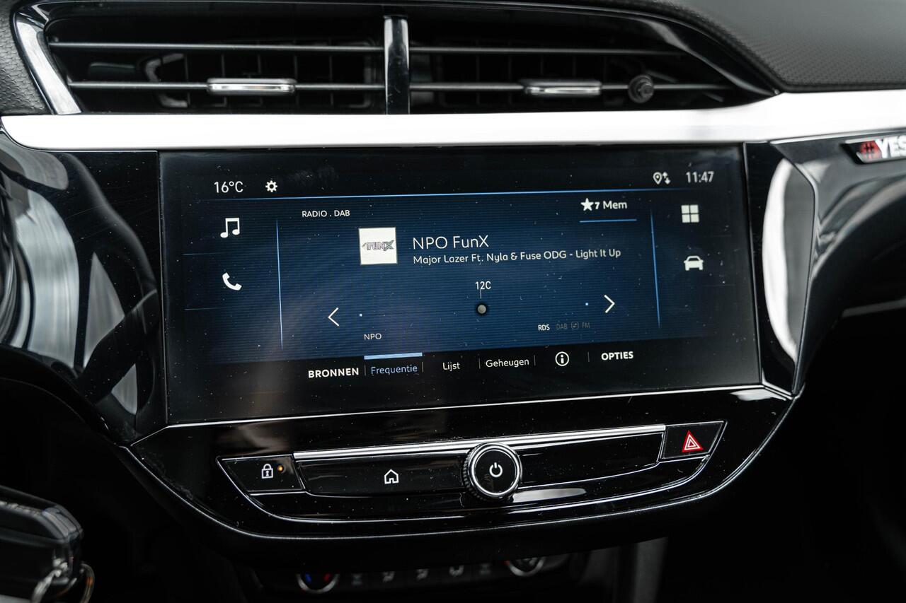 Opel CORSA 1.2 Turbo Yes | Stoel- en stuurverwarming | Apple Carplay / Android Auto | LED Koplampen | Cruise Control | DAB+ radio |