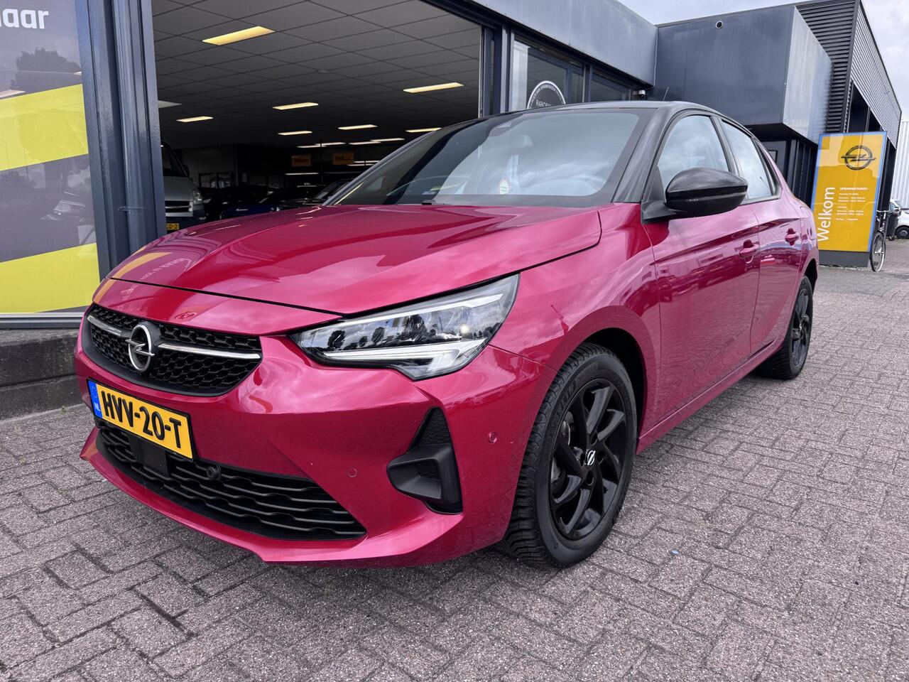 Opel CORSA 1.2 GS Line AUTOMAAT 130 pk!! | Camera | 17 inch LMV | Carplay | LED | Dode hoek