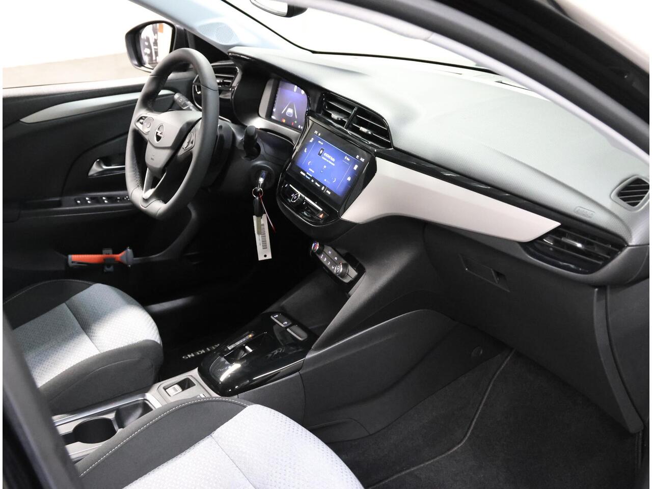 Opel CORSA 1.2 100PK Turbo | AUTOMAAT | AppleCarplay/AndroidAuto | Airco | Cruise Control | 10"scherm | Camera | LED | Parkeersensoren | Isofix | All Season Banden |