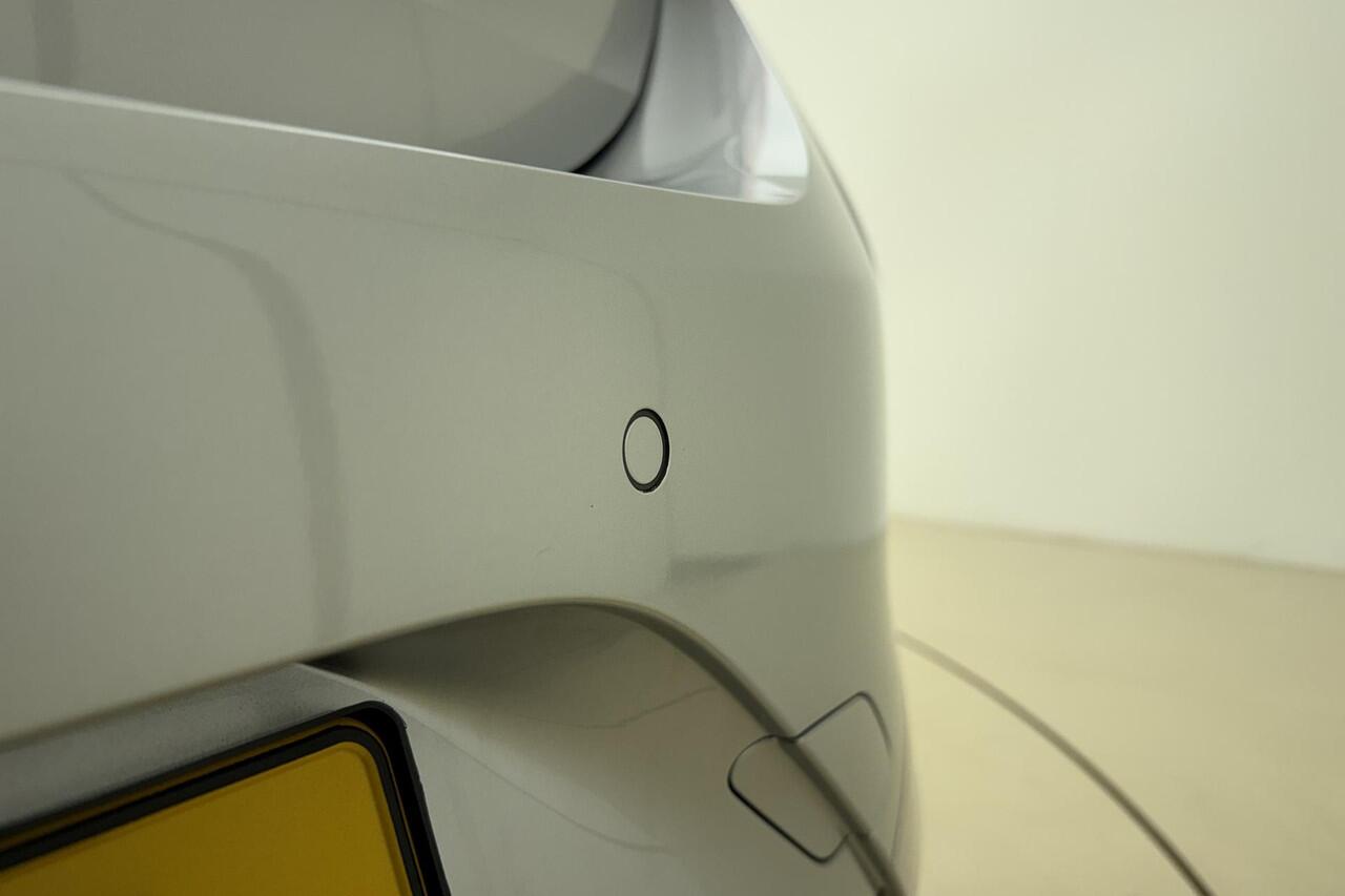 Opel CORSA 1.2 Turbo Hybrid GS | Navigatie | Camera | Lichtmetalen velgen | Keyless | Climate control | Parkeersensoren | LED verlichting