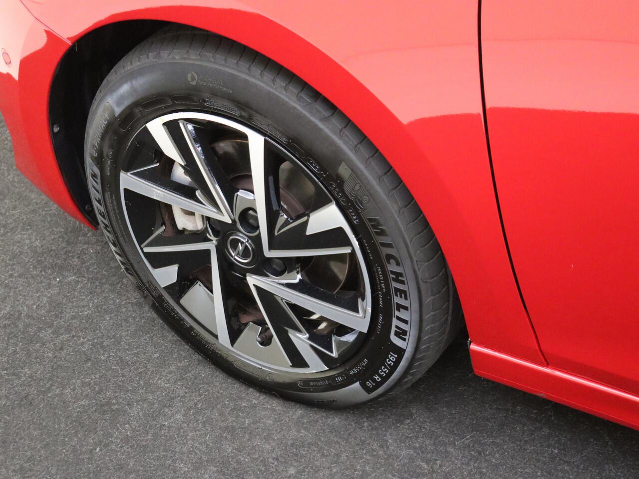 Opel CORSA 1.2 Turbo Hybrid GS LED-voor en achterlichten | Achteruitrijcamera | Connected services | Keyless entry |