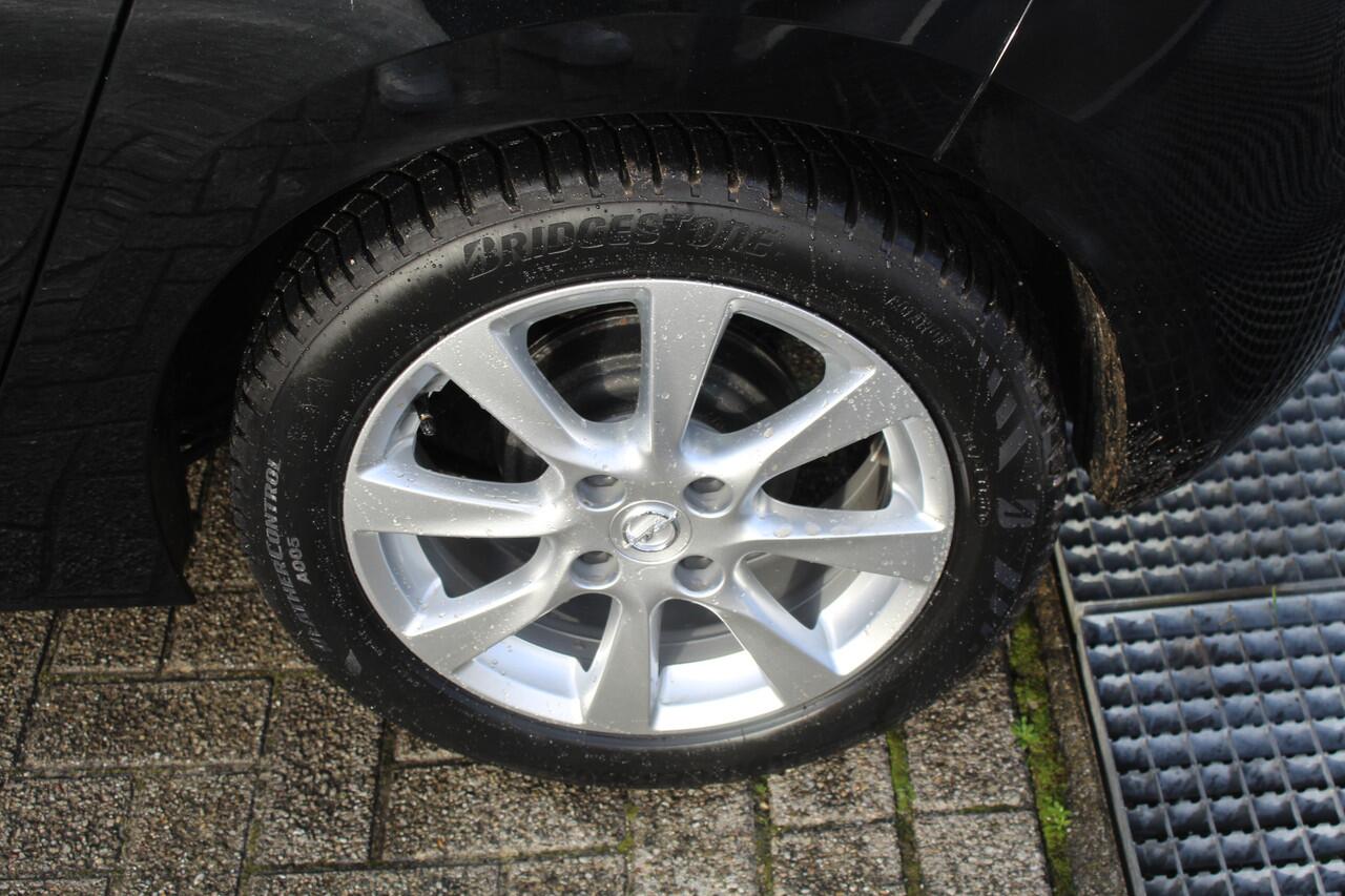 Opel CORSA 1.2 Edition Navigatie/Airco/Cruise control/Licht metalen velgen