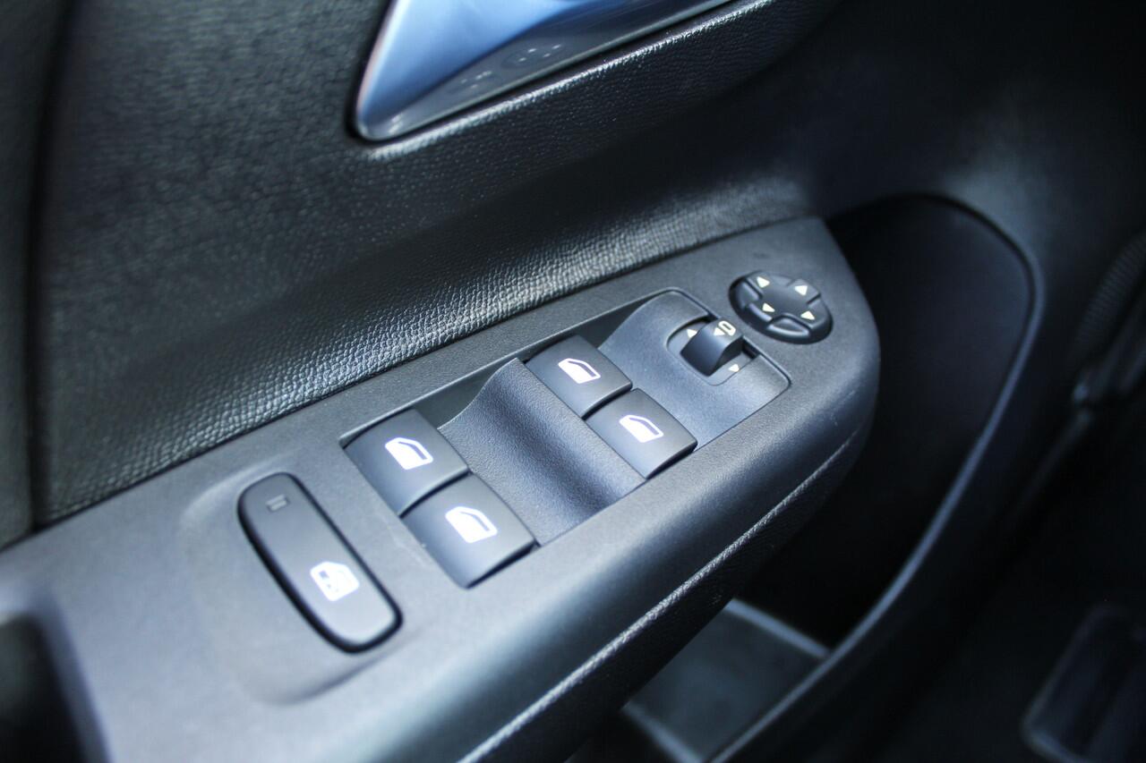 Opel CORSA 1.2 Turbo Hybrid 136PK GS | Navigatie | Led | Winterpack | Adaptieve cruise