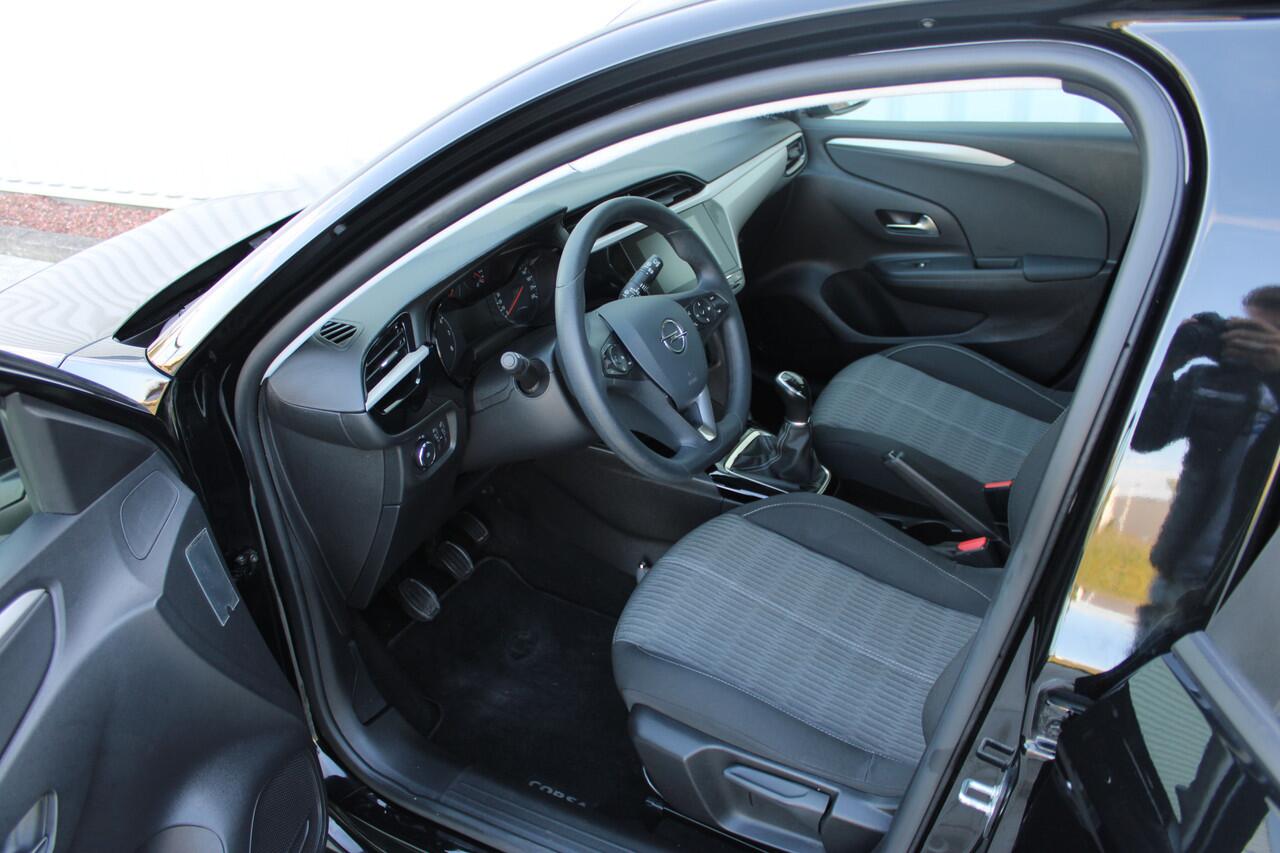 Opel CORSA 1.2 Edition | Incl. 12 maanden garantie | Apple Carplay\Android auto | Navigatie | Cruise Control | Parkeersensoren achter | Regensensor |