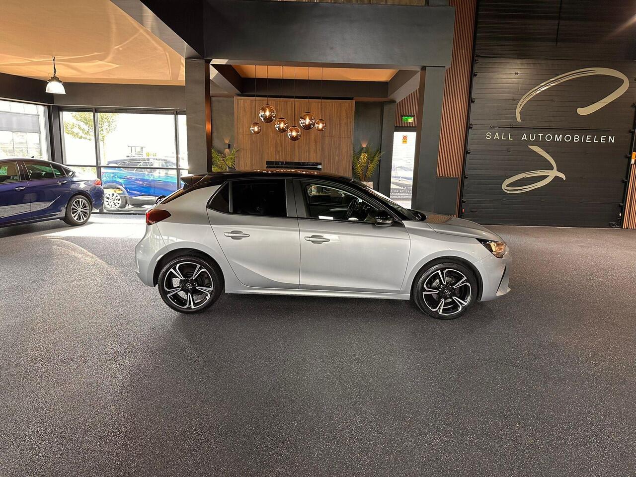 Opel CORSA 1.2 Edition Two tone/navi/360